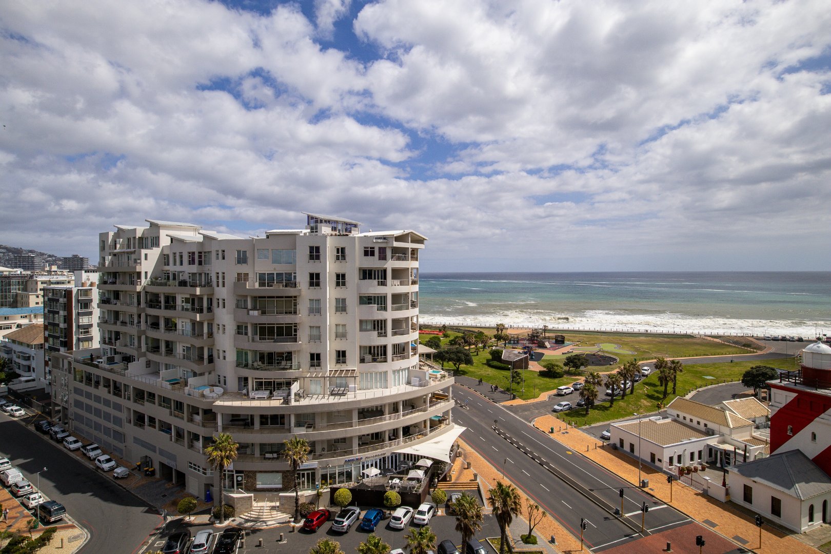 To Let 2 Bedroom Property for Rent in Mouille Point Western Cape